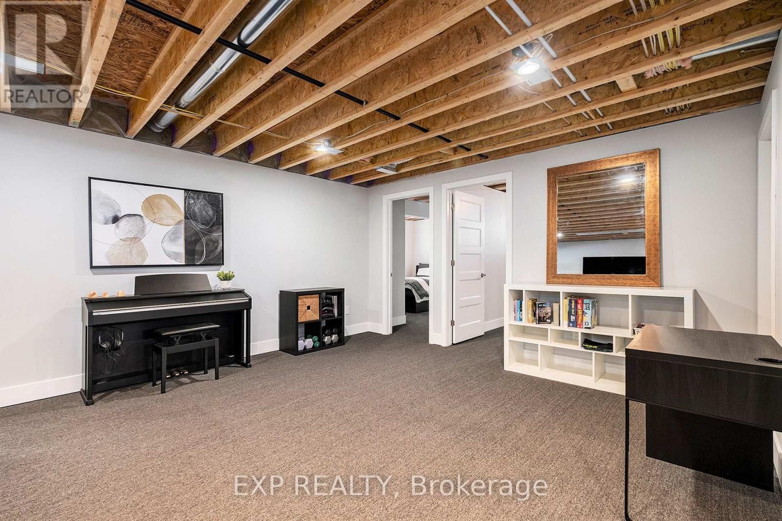 












400 CENTRAL PARK BOULEVARD

,
Russell,




Ontario
K4R0C6


