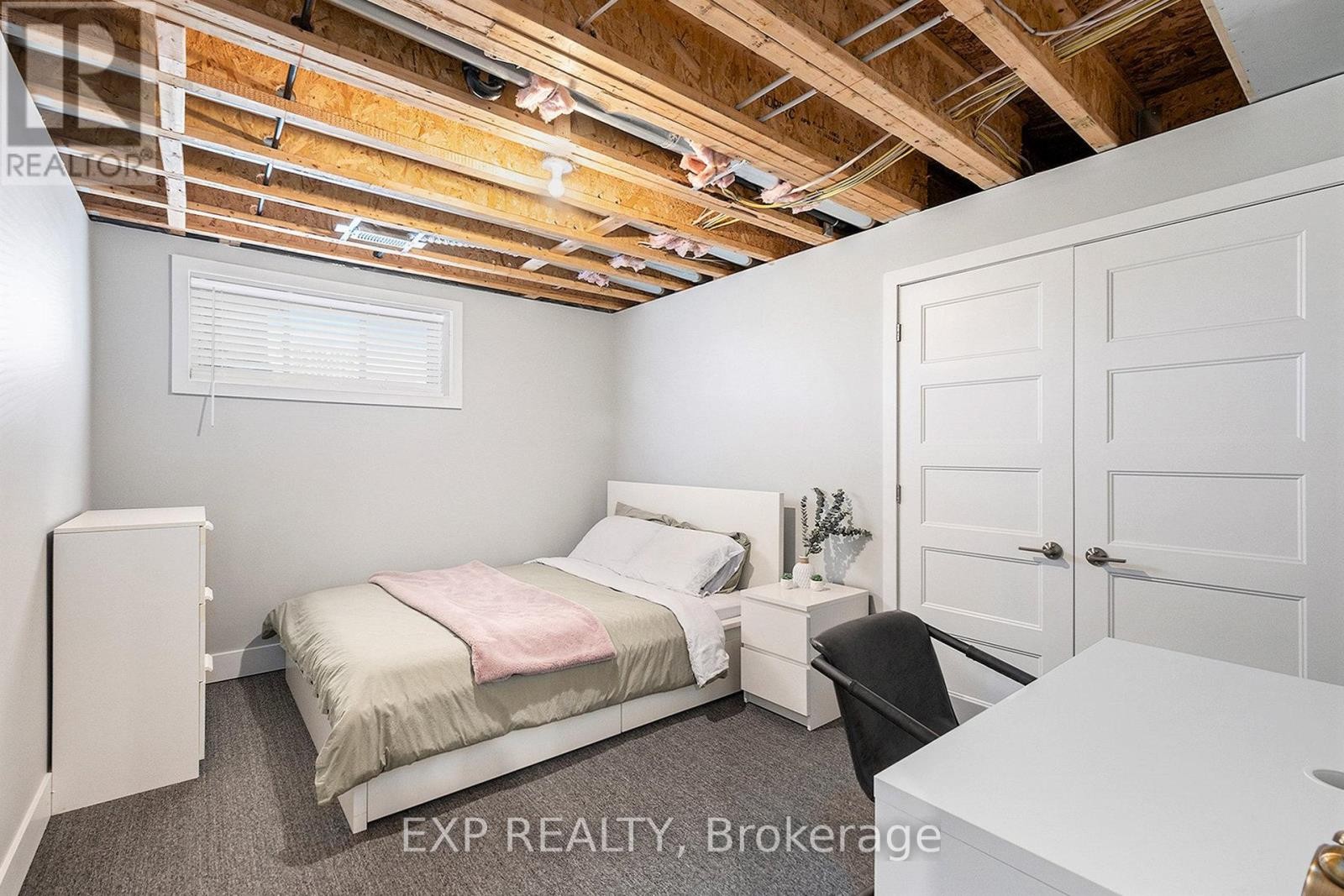 












400 CENTRAL PARK BOULEVARD

,
Russell,




Ontario
K4R0C6

