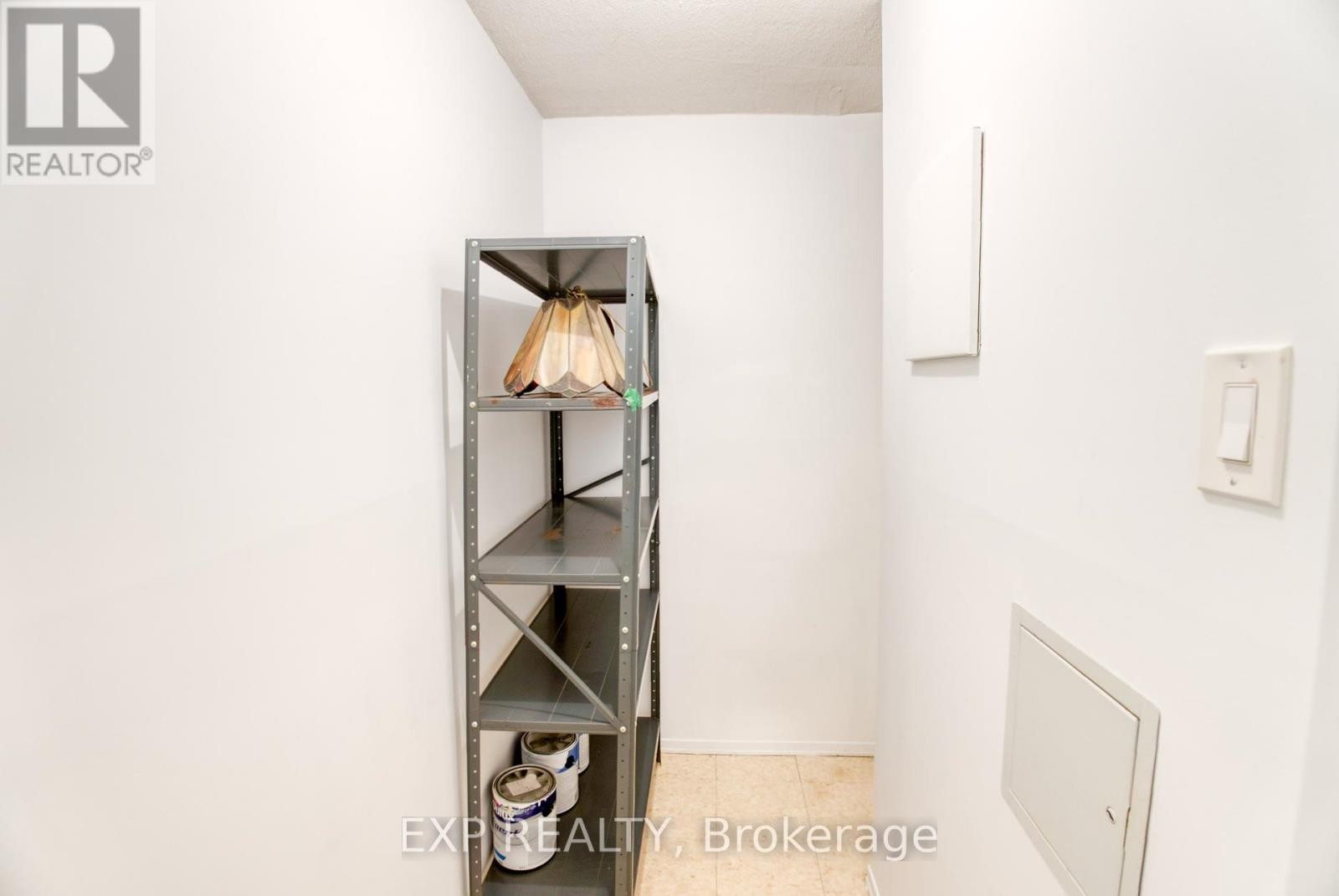 












204 - 475 LAURIER AVENUE W

,
Ottawa,




Ontario
K1R7X1

