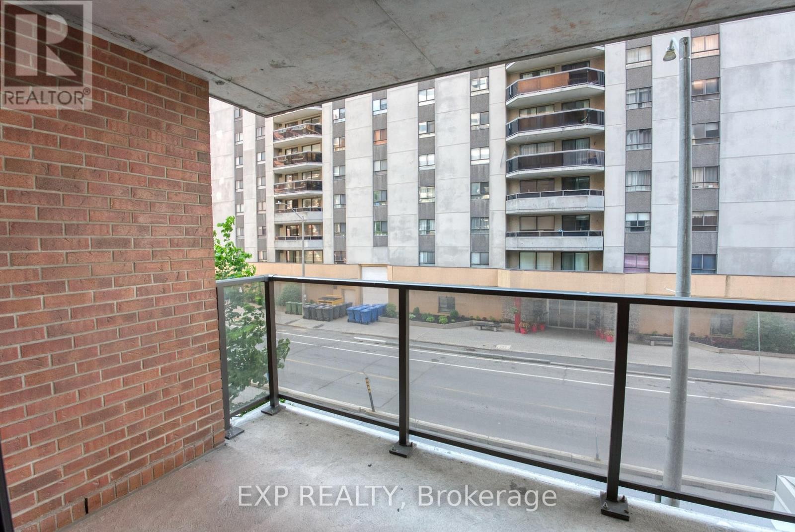 












204 - 475 LAURIER AVENUE W

,
Ottawa,




Ontario
K1R7X1

