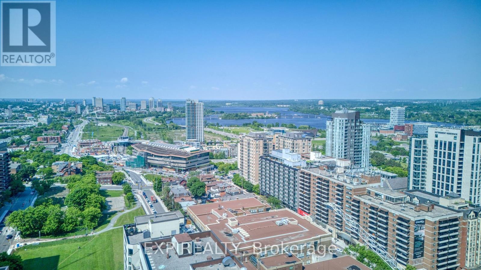












204 - 475 LAURIER AVENUE W

,
Ottawa,




Ontario
K1R7X1

