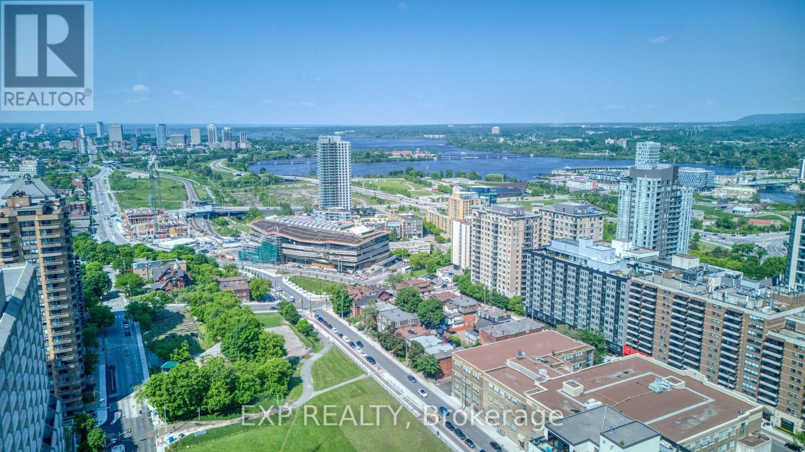












204 - 475 LAURIER AVENUE W

,
Ottawa,




Ontario
K1R7X1

