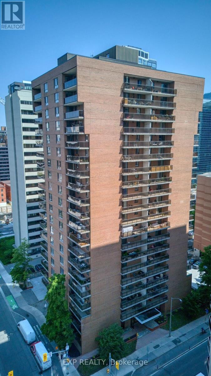 












204 - 475 LAURIER AVENUE W

,
Ottawa,




Ontario
K1R7X1

