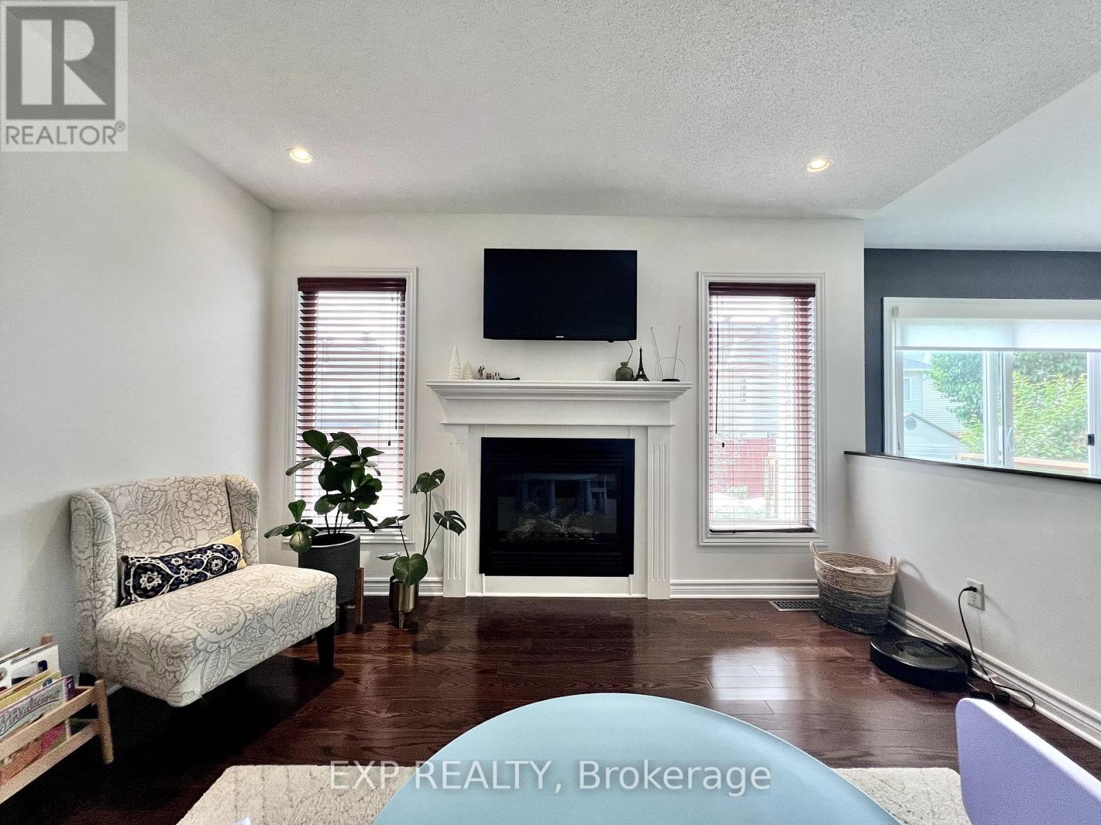 












700 BEATRICE DRIVE

,
Ottawa,




Ontario
K2J0H2

