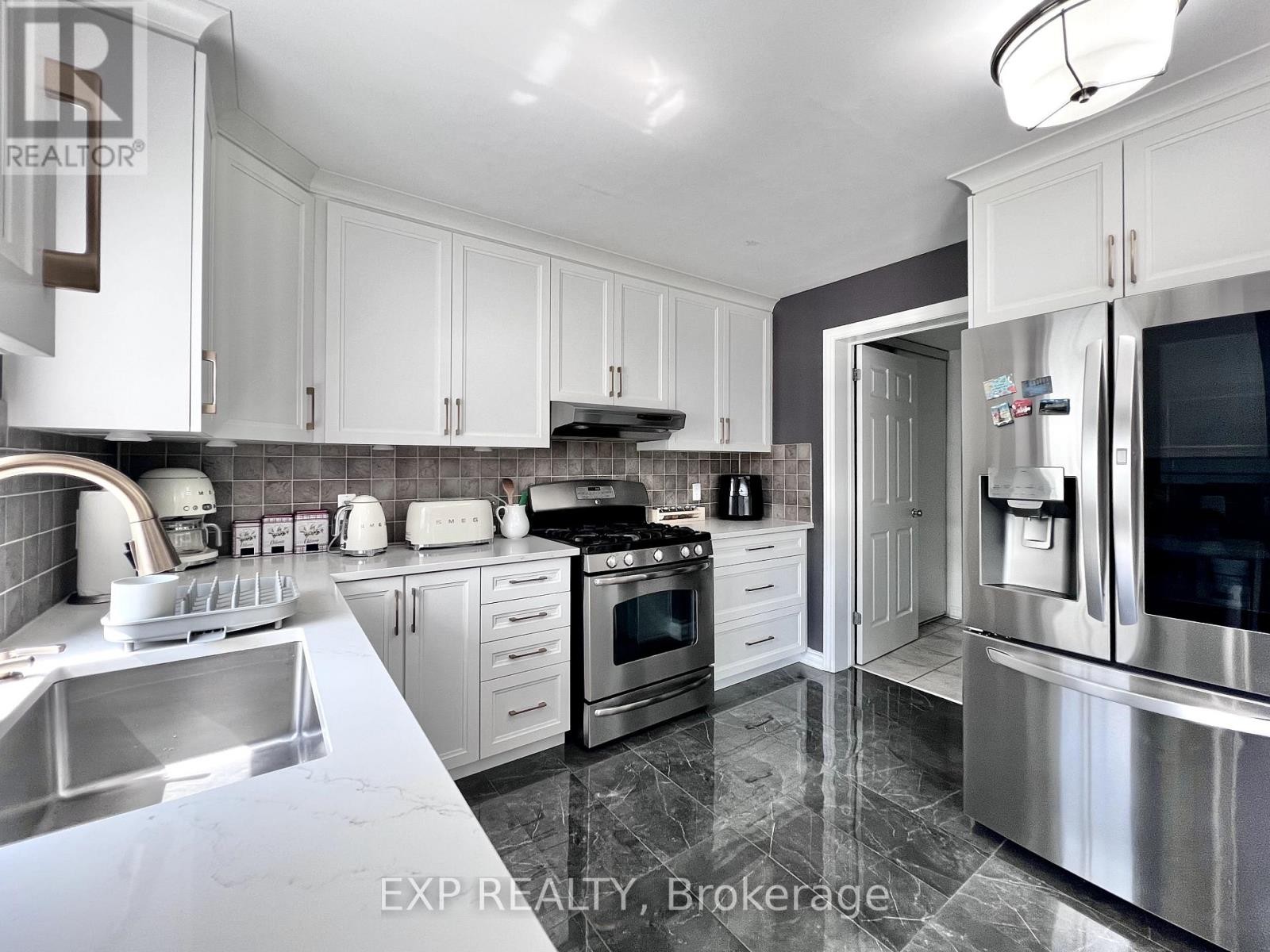 












700 BEATRICE DRIVE

,
Ottawa,




Ontario
K2J0H2

