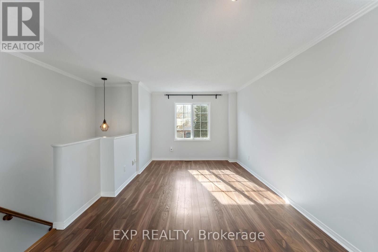












21 YORKVILLE STREET

,
Ottawa,




Ontario
K2C4B6

