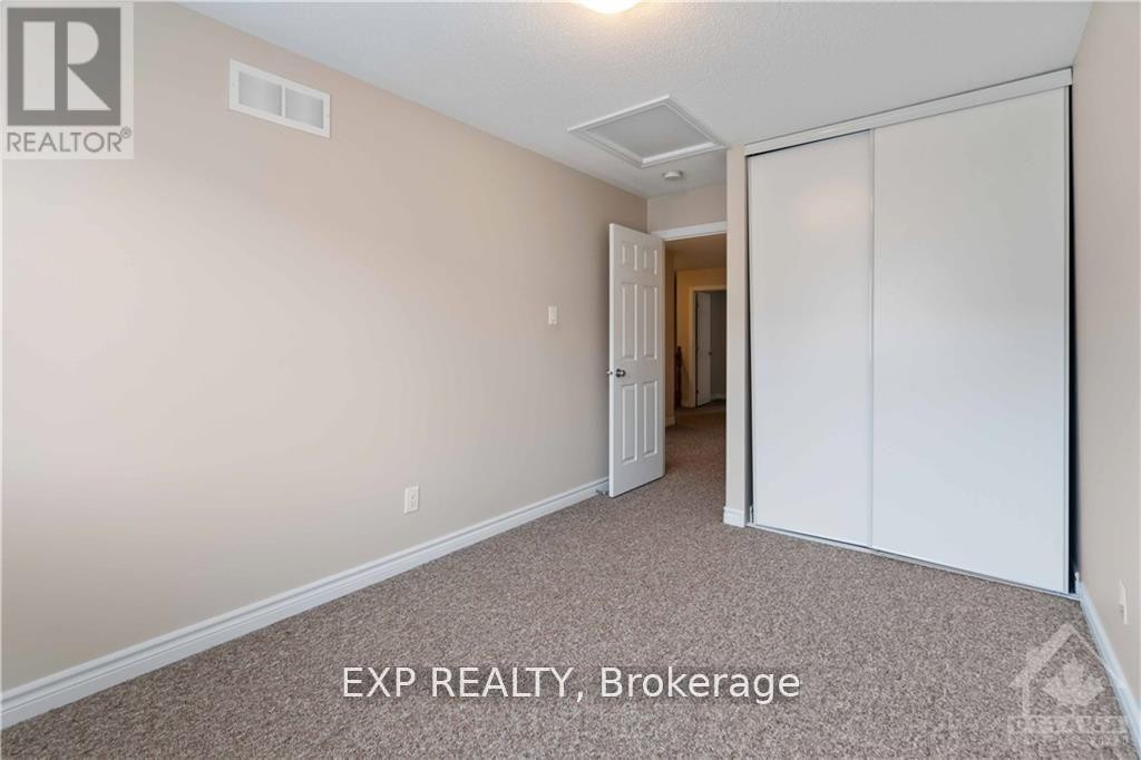 












36 BELLWOOD DRIVE

,
Arnprior,




Ontario
K7S0H3

