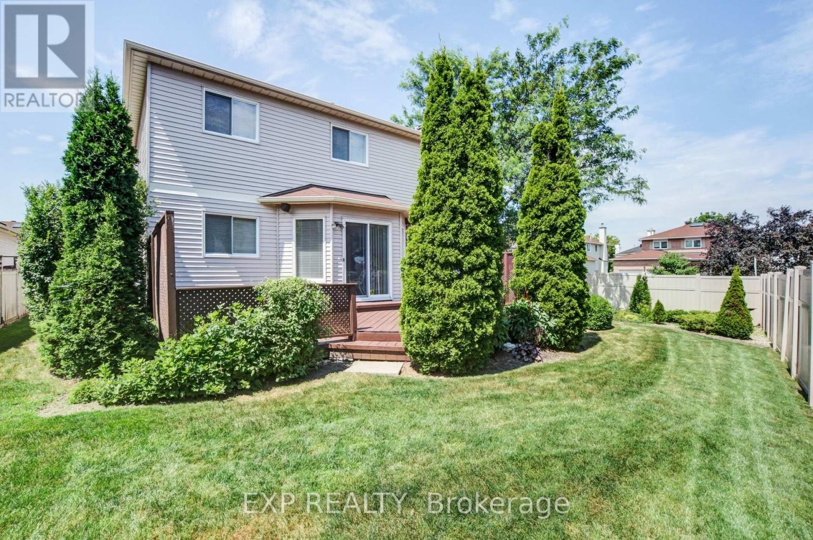 












850 ADENCLIFFE DRIVE

,
Ottawa,




Ontario
K4A2M9

