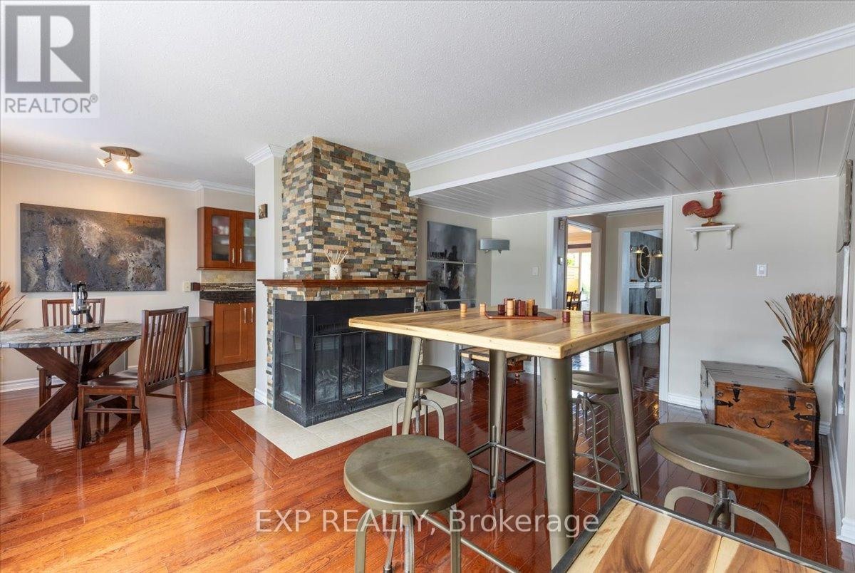 












3065 UPLANDS DRIVE

,
Ottawa,




Ontario
K1V9X7

