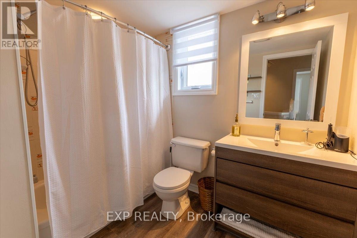 












3065 UPLANDS DRIVE

,
Ottawa,




Ontario
K1V9X7

