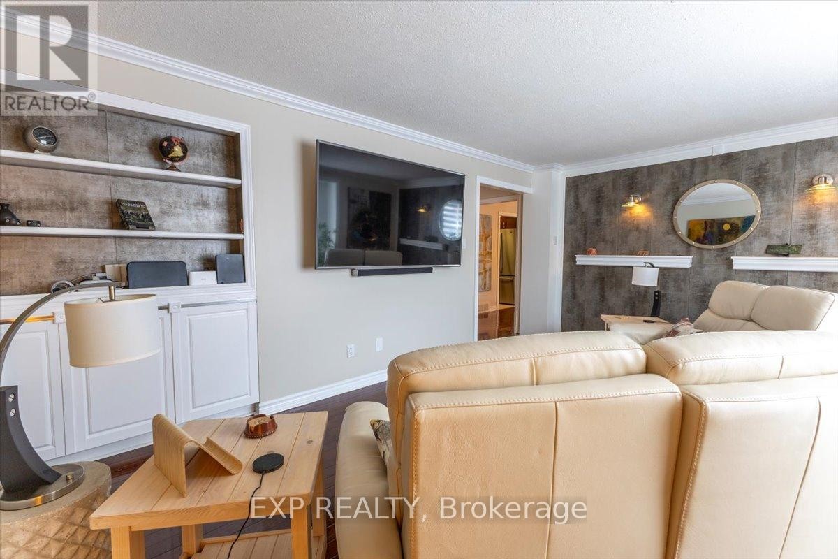 












3065 UPLANDS DRIVE

,
Ottawa,




Ontario
K1V9X7

