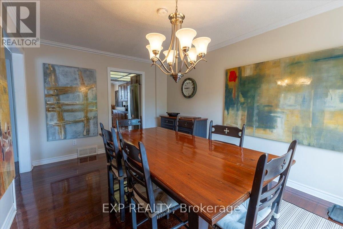 












3065 UPLANDS DRIVE

,
Ottawa,




Ontario
K1V9X7

