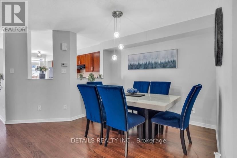 












303 BRIGITTA STREET

,
Ottawa,




Ontario
K2S0H8

