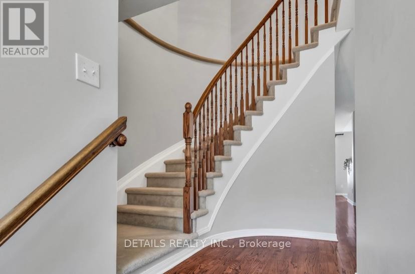 












303 BRIGITTA STREET

,
Ottawa,




Ontario
K2S0H8

