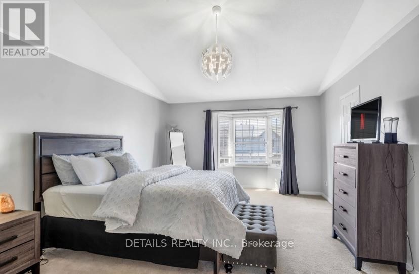 












303 BRIGITTA STREET

,
Ottawa,




Ontario
K2S0H8


