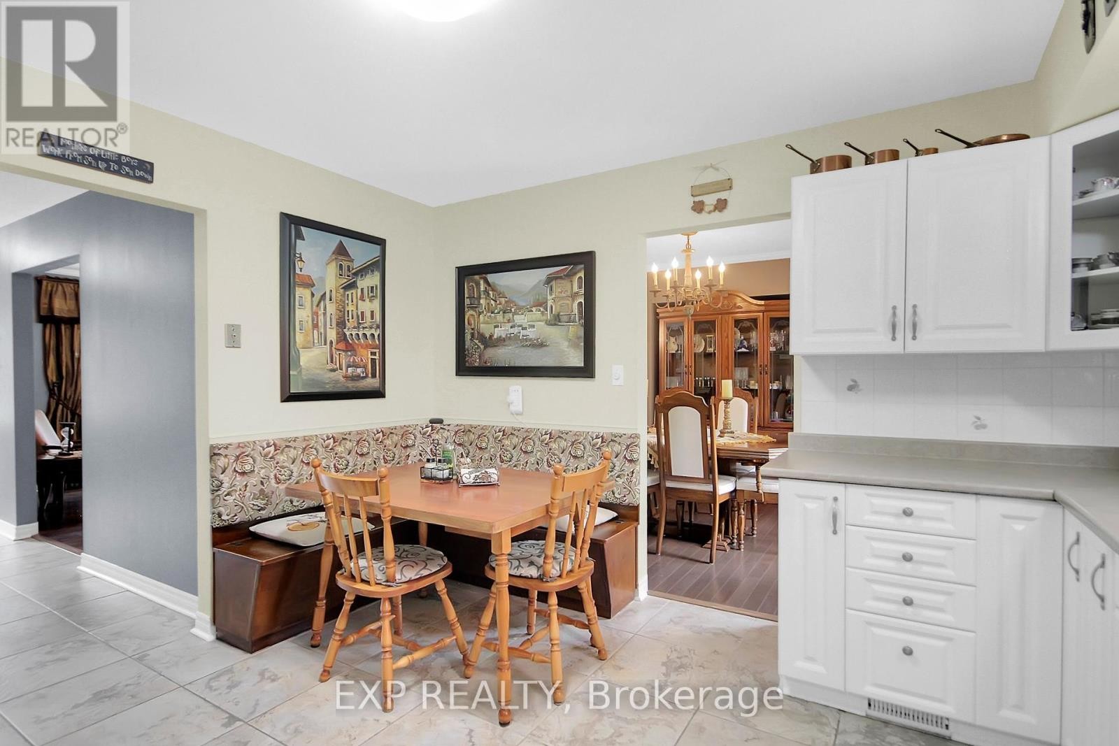 












1989 RIDEAU ROAD

,
Ottawa,




Ontario
K1X1E1

