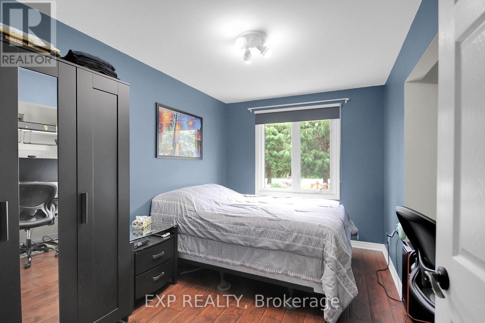 












1989 RIDEAU ROAD

,
Ottawa,




Ontario
K1X1E1

