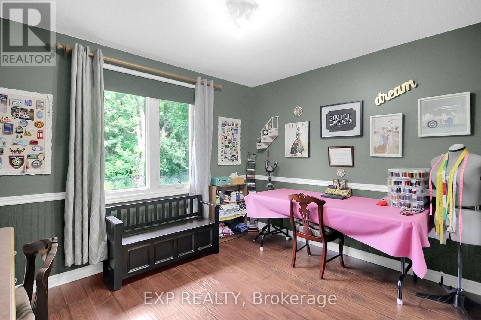 












1989 RIDEAU ROAD

,
Ottawa,




Ontario
K1X1E1

