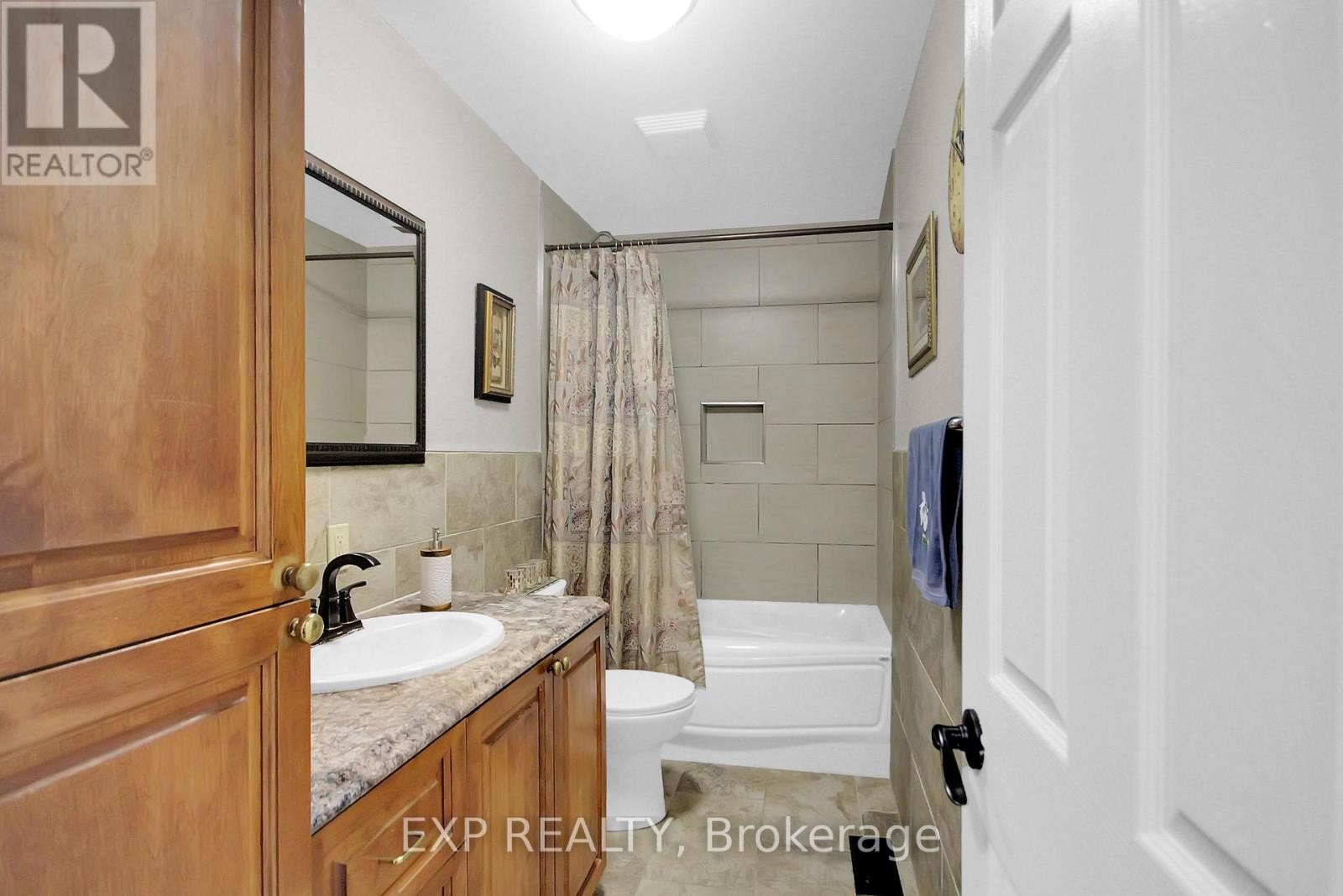 












1989 RIDEAU ROAD

,
Ottawa,




Ontario
K1X1E1

