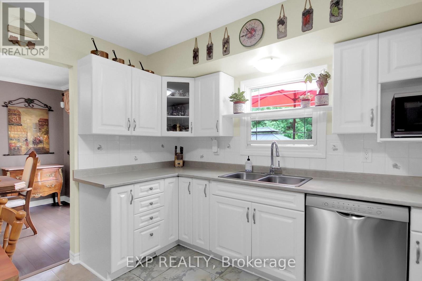 












1989 RIDEAU ROAD

,
Ottawa,




Ontario
K1X1E1

