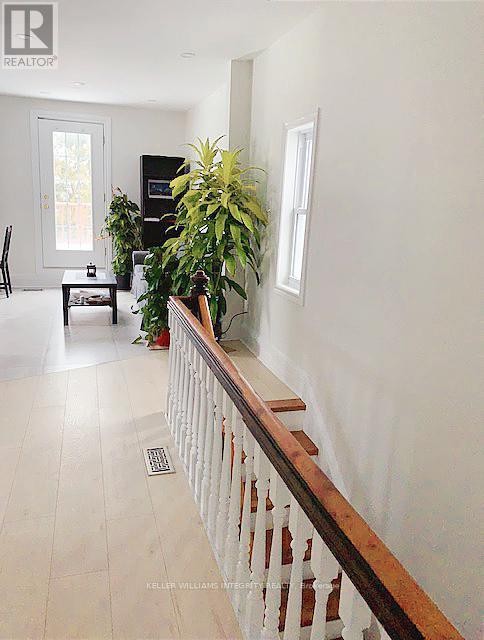 












UNIT A - 58 LEBRETON STREET N

,
Ottawa,




Ontario
K1R7H4


