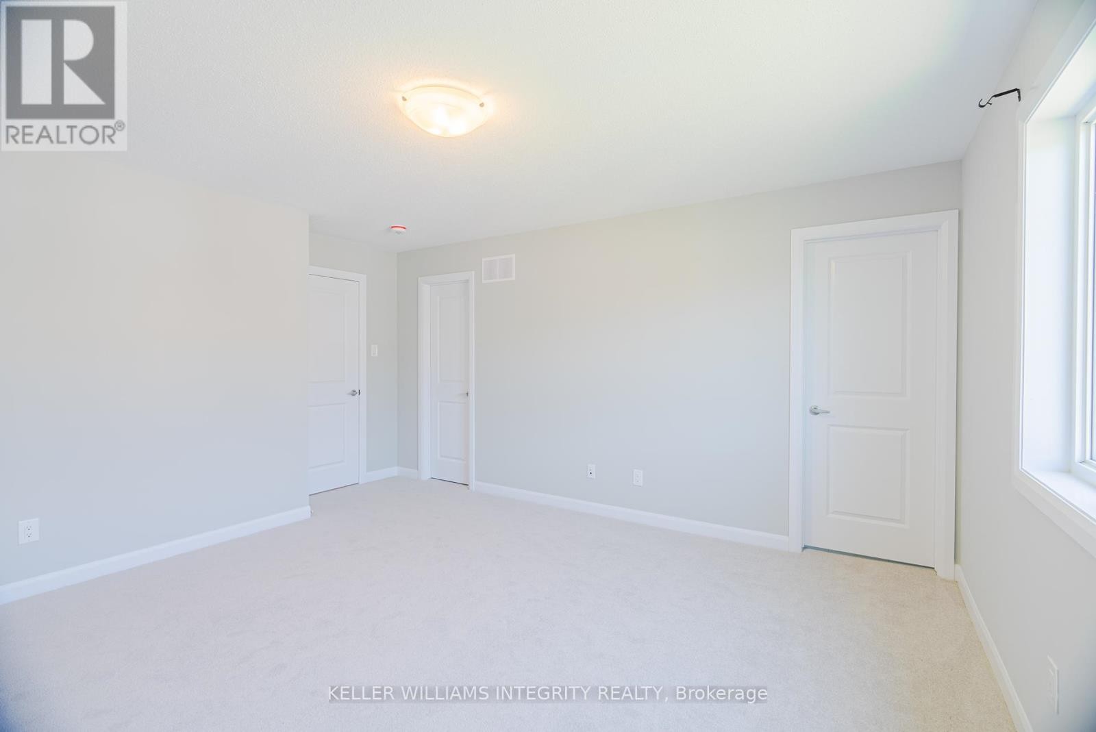 












96 OSLER STREET E

,
Ottawa,




Ontario
K2W0K8

