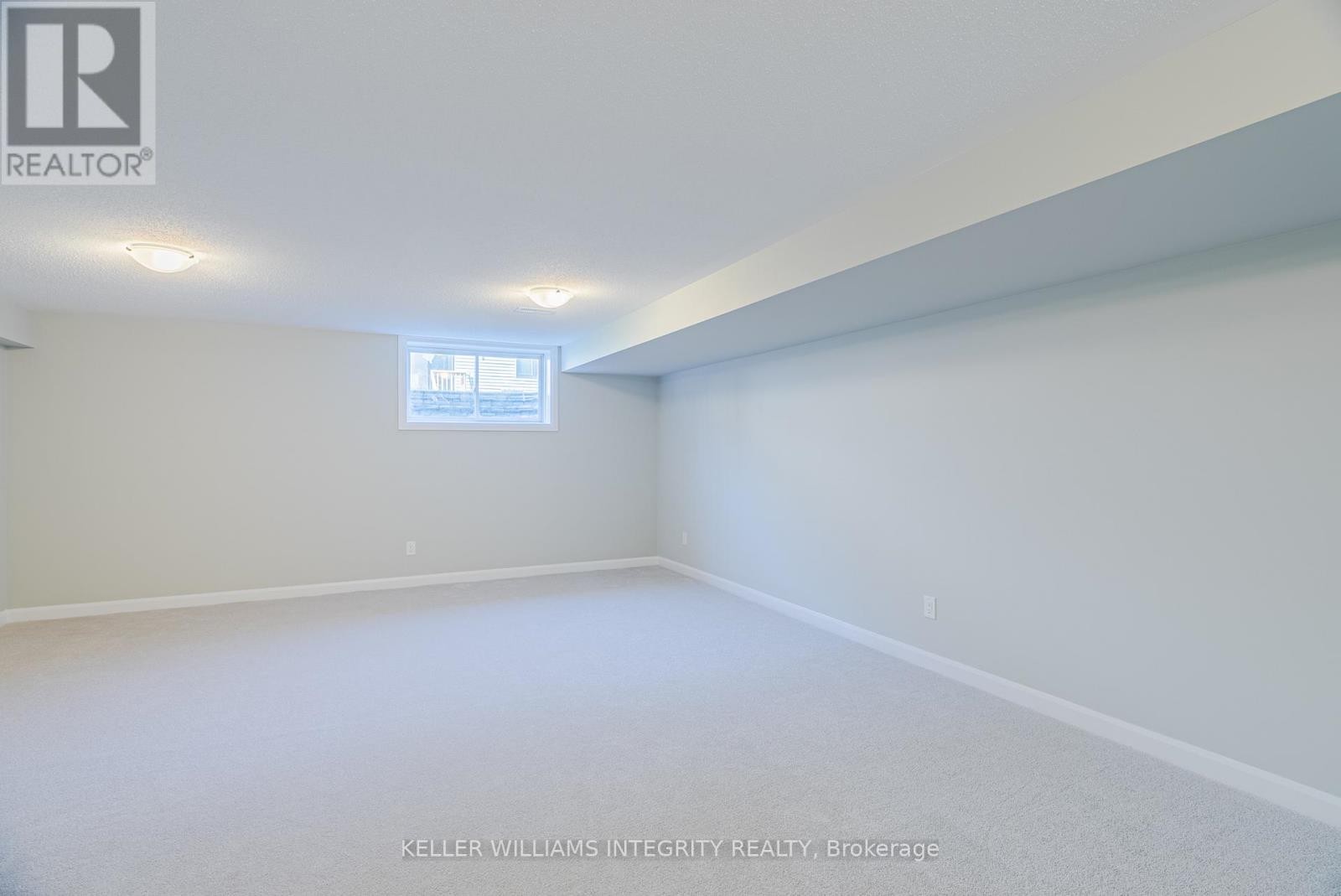 












96 OSLER STREET E

,
Ottawa,




Ontario
K2W0K8

