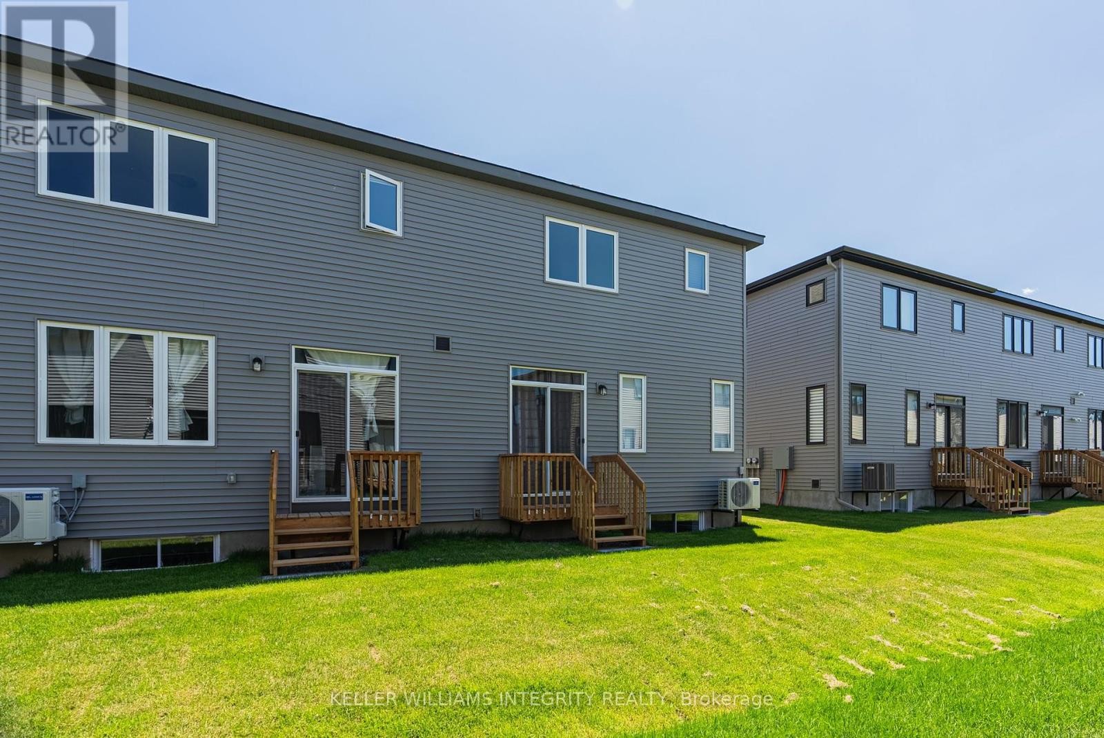 












96 OSLER STREET E

,
Ottawa,




Ontario
K2W0K8

