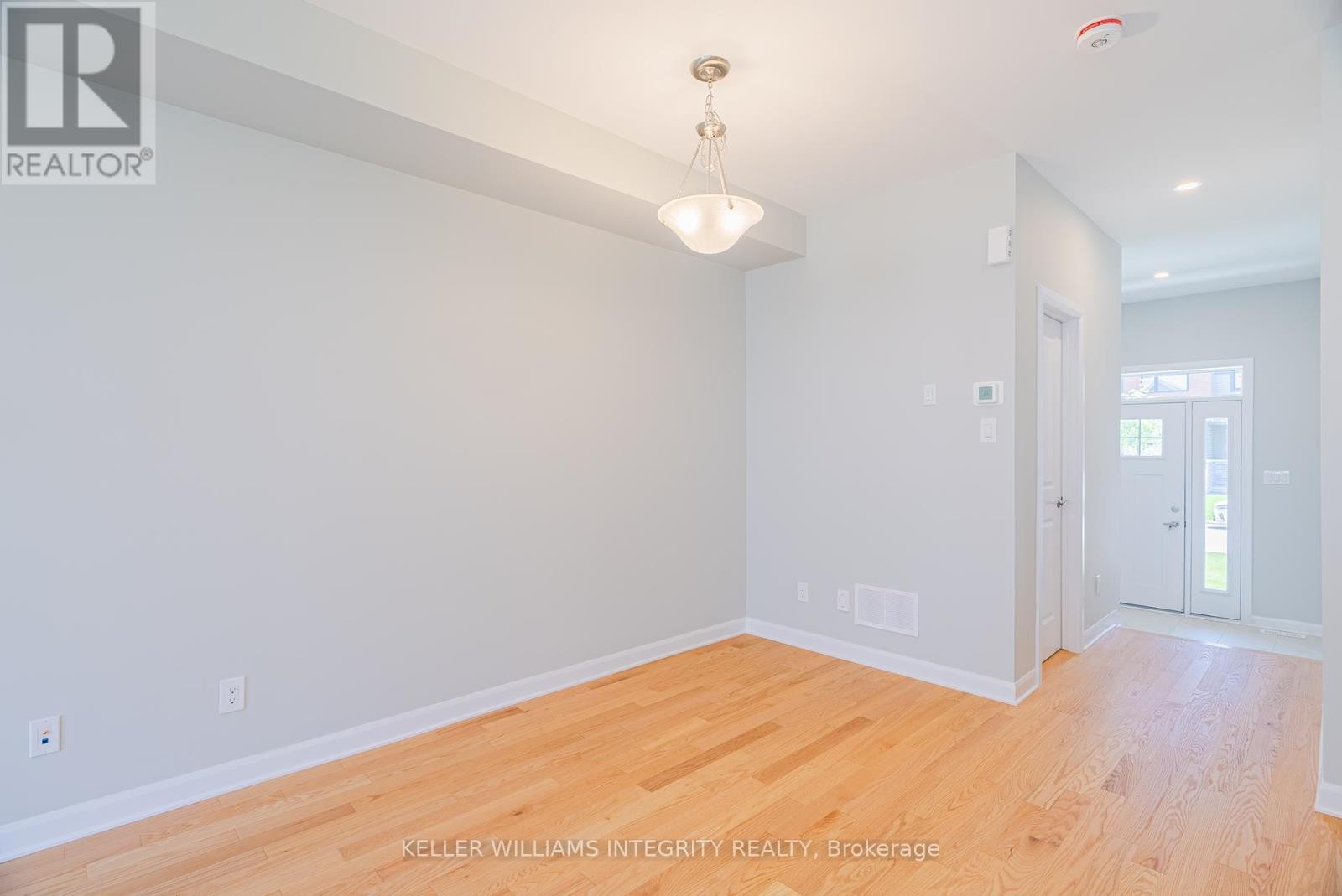 












96 OSLER STREET E

,
Ottawa,




Ontario
K2W0K8

