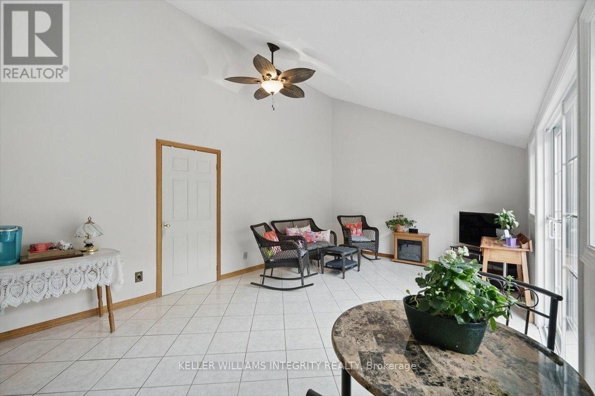 












1954 CATHERINE STREET

,
Clarence-Rockland,




Ontario
K4K1H6


