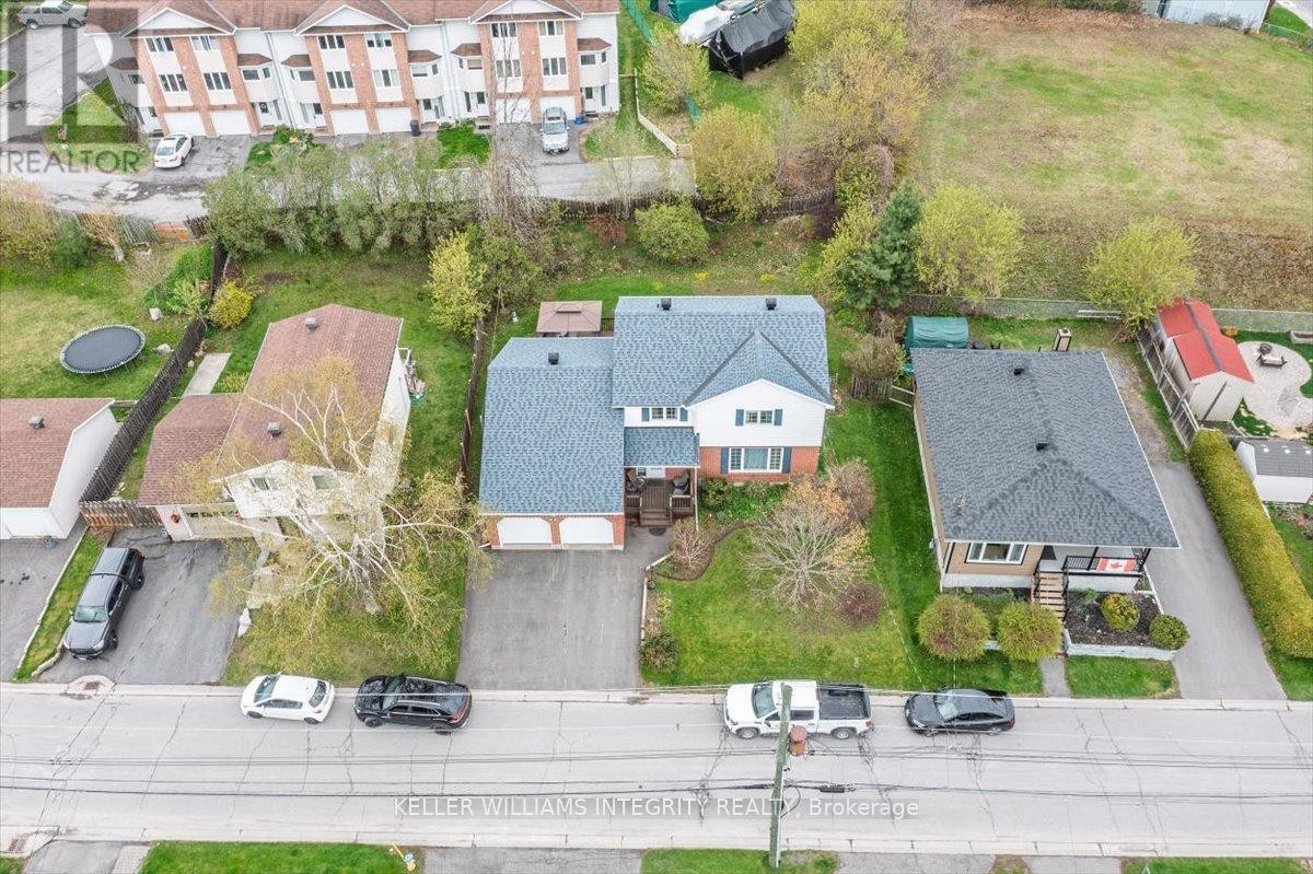 












1954 CATHERINE STREET

,
Clarence-Rockland,




Ontario
K4K1H6

