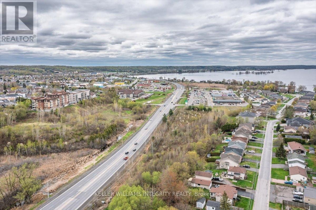 












1954 CATHERINE STREET

,
Clarence-Rockland,




Ontario
K4K1H6

