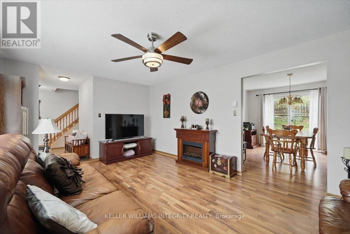 












1954 CATHERINE STREET

,
Clarence-Rockland,




Ontario
K4K1H6

