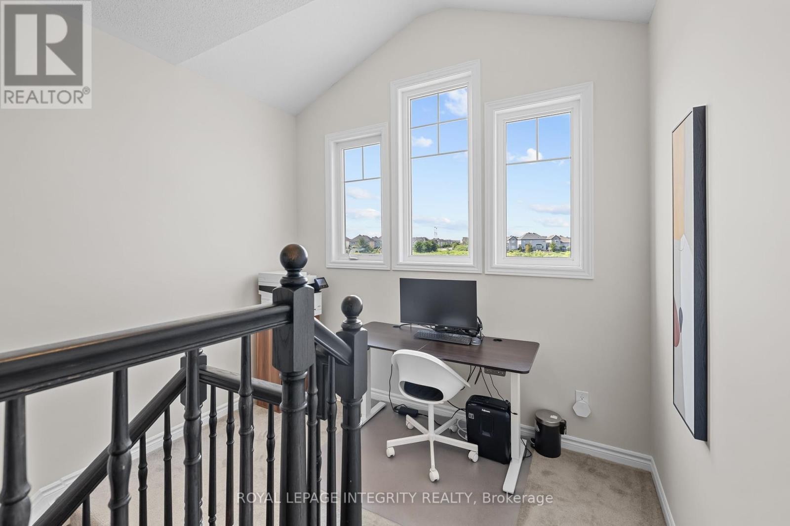 












568 COPE DRIVE

,
Ottawa,




Ontario
K2V0N8

