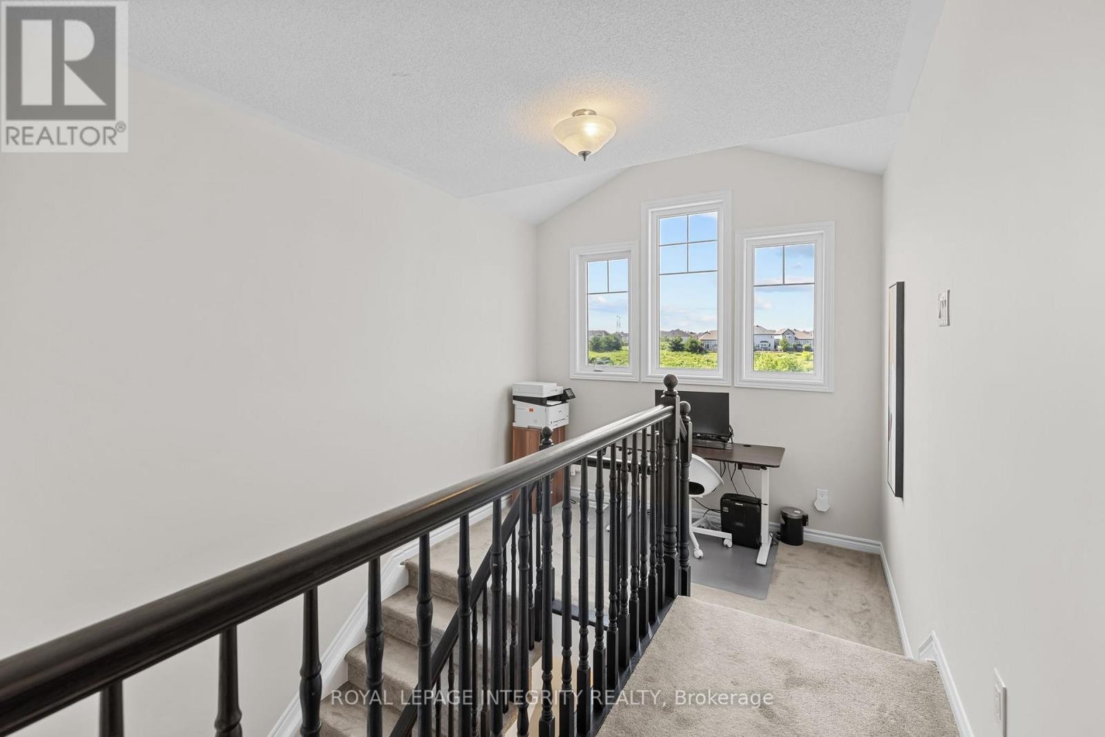 












568 COPE DRIVE

,
Ottawa,




Ontario
K2V0N8

