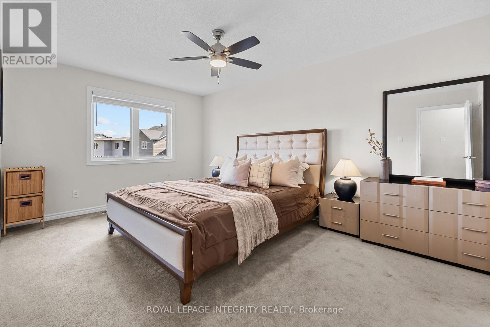 












568 COPE DRIVE

,
Ottawa,




Ontario
K2V0N8

