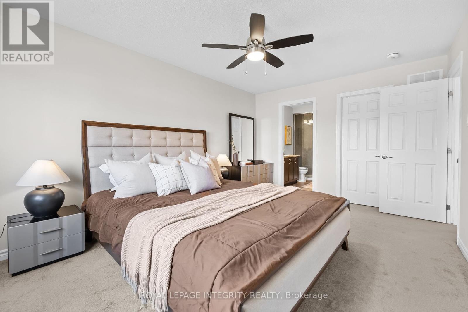 












568 COPE DRIVE

,
Ottawa,




Ontario
K2V0N8

