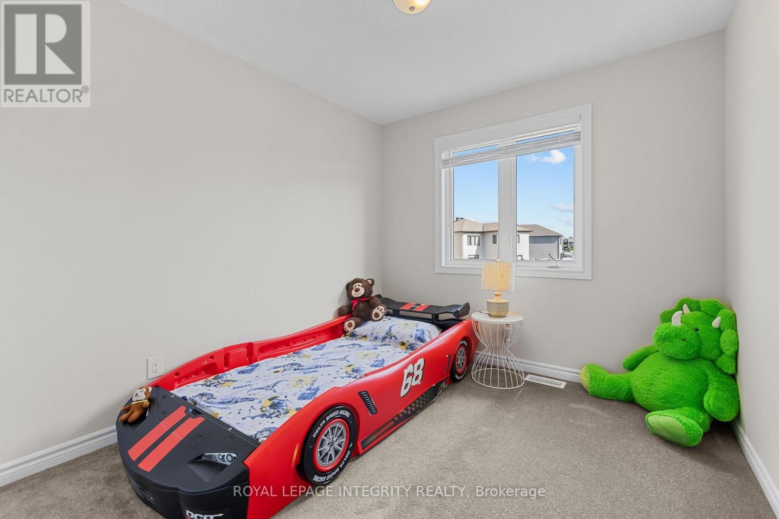 












568 COPE DRIVE

,
Ottawa,




Ontario
K2V0N8

