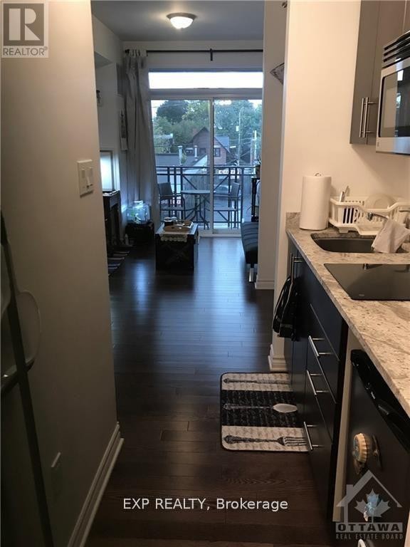












311 - 429 KENT STREET

,
Ottawa,




Ontario
K2P1B5

