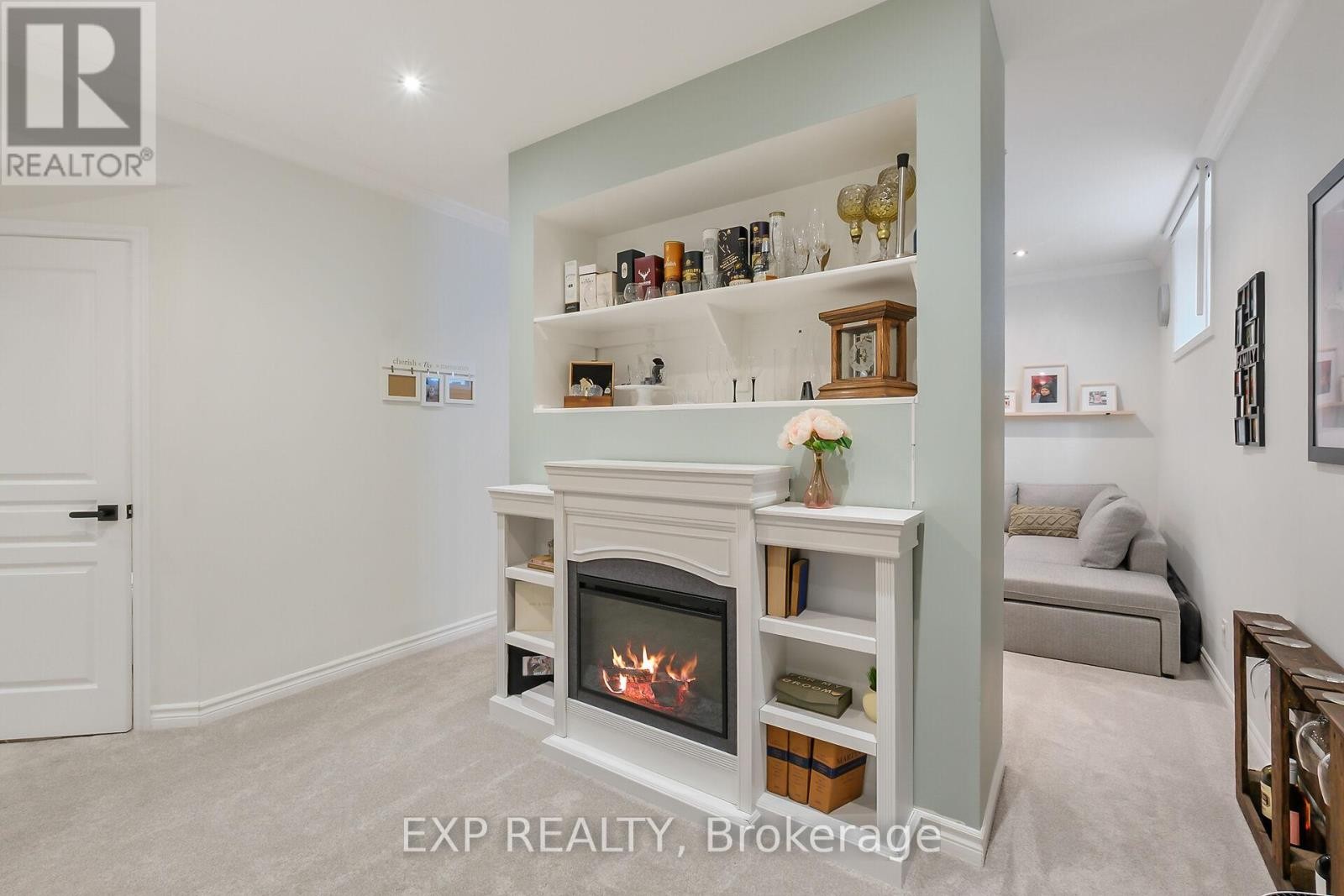 












86 OASIS STREET

,
The Nation,




Ontario
K0A2M0

