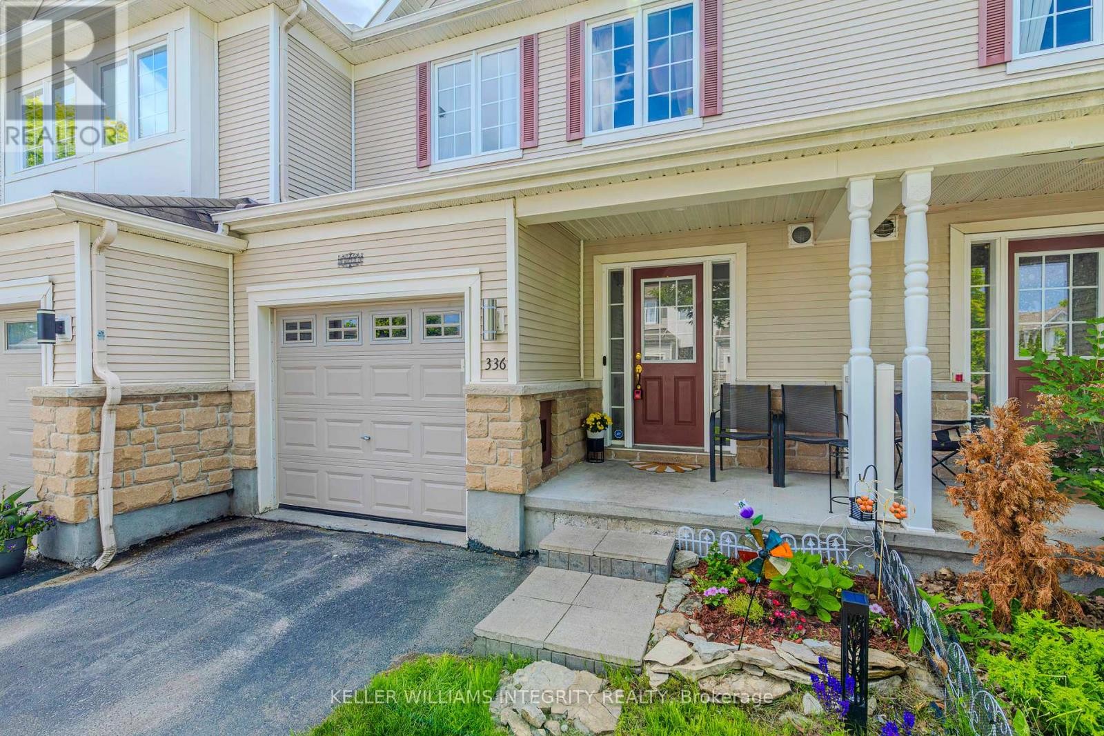 












336 QUETICO PRIVATE

,
Ottawa,




Ontario
K2J0E5

