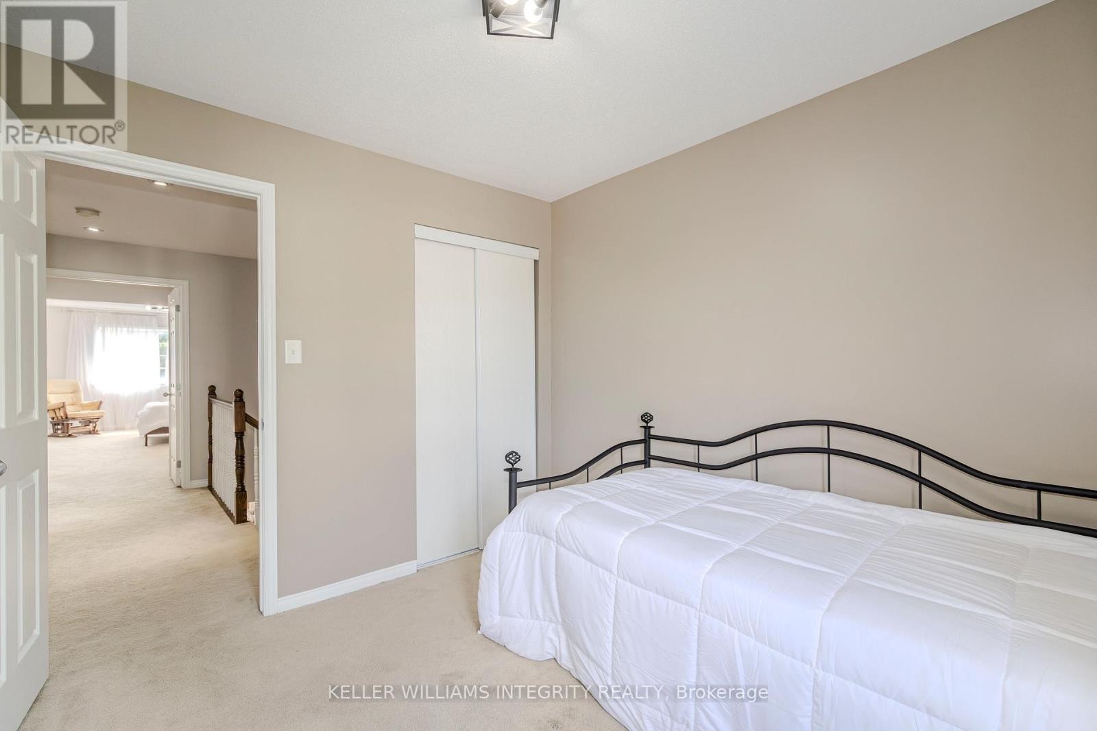 












336 QUETICO PRIVATE

,
Ottawa,




Ontario
K2J0E5

