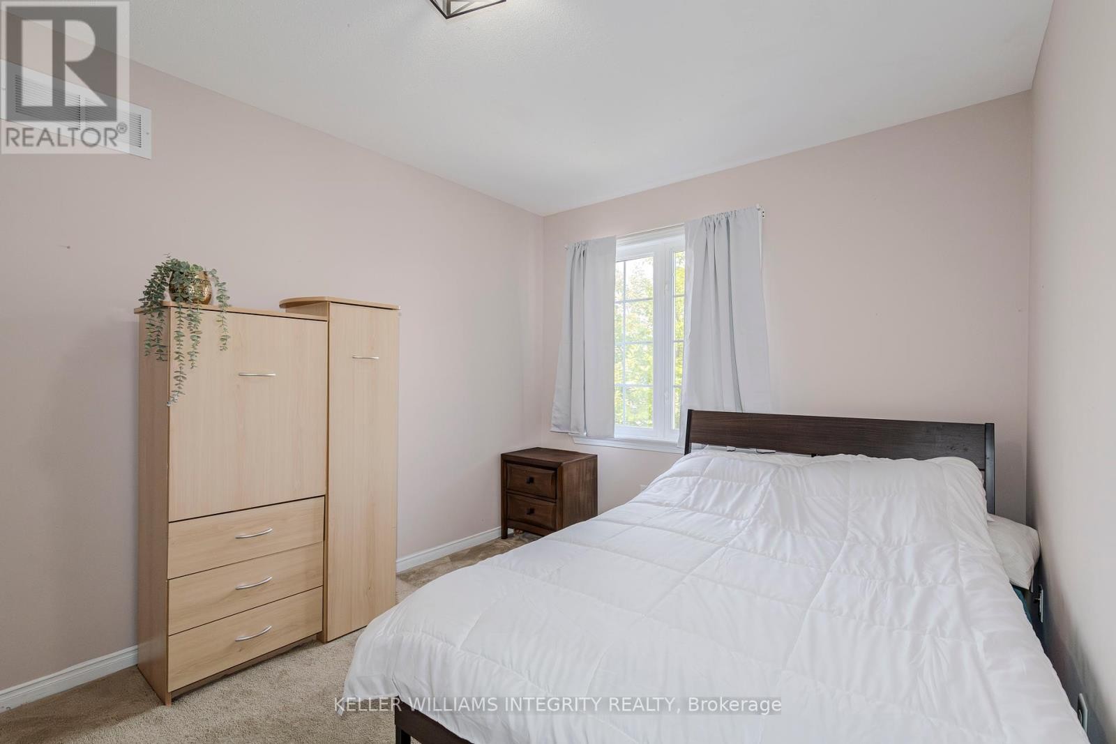 












336 QUETICO PRIVATE

,
Ottawa,




Ontario
K2J0E5

