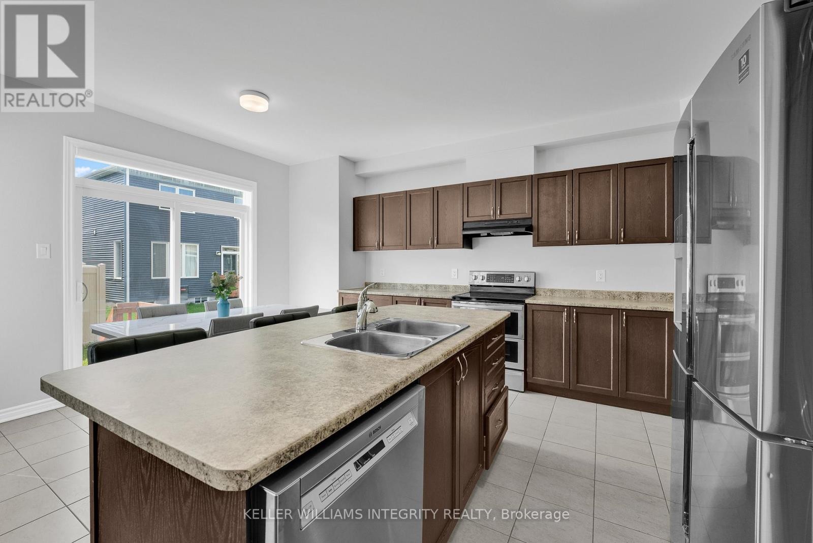 












482 ALCOR TERRACE

,
Ottawa,




Ontario
K2J6S9

