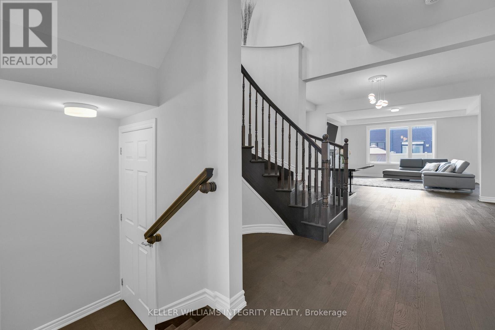 












482 ALCOR TERRACE

,
Ottawa,




Ontario
K2J6S9

