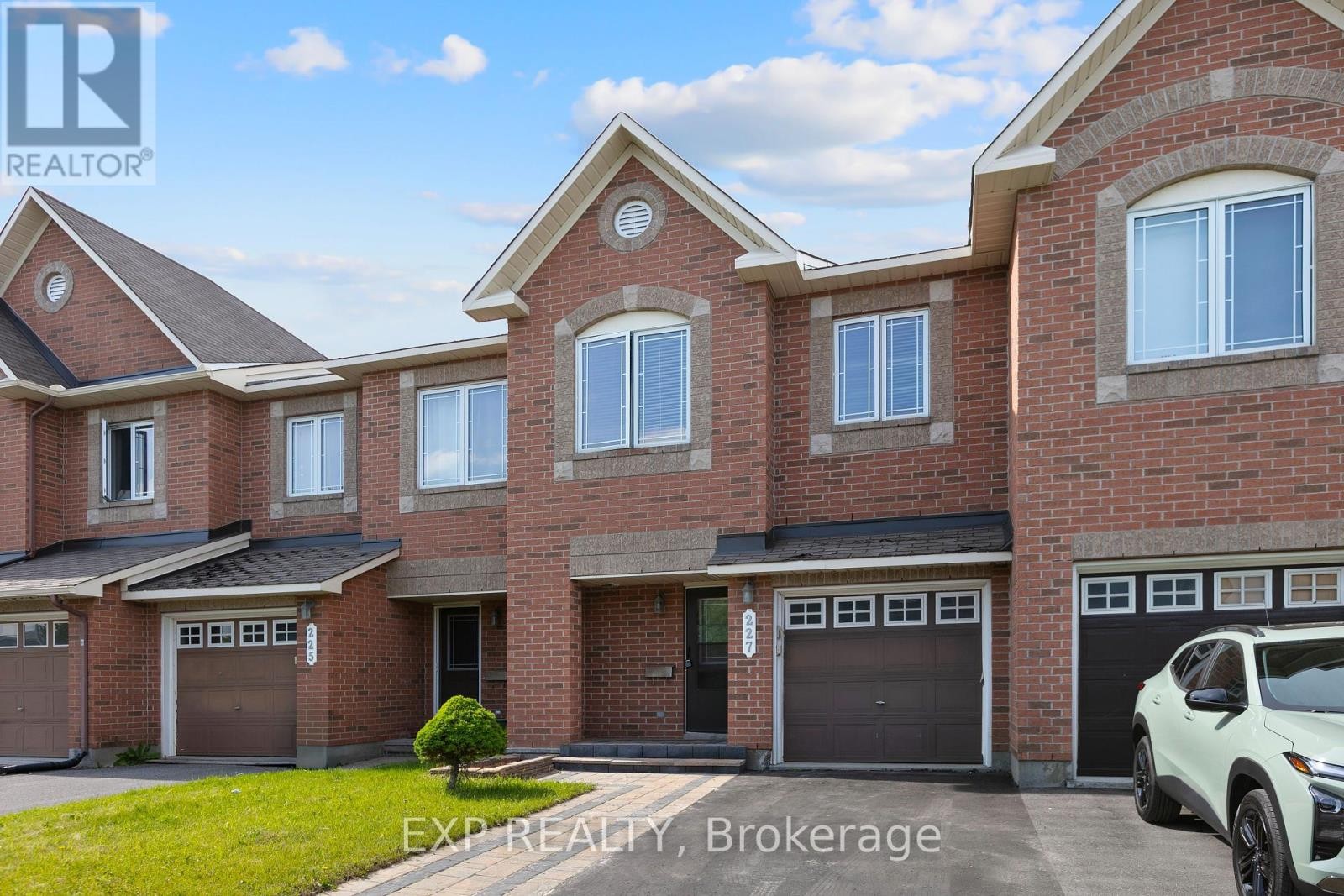 












227 MONACO PLACE

,
Ottawa,




Ontario
K4A0G8

