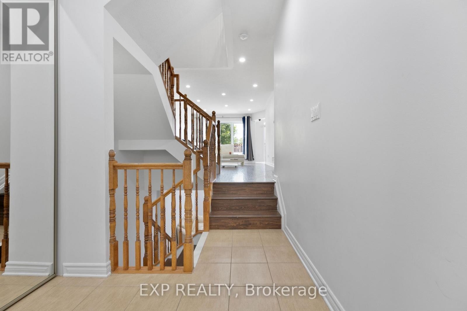 












227 MONACO PLACE

,
Ottawa,




Ontario
K4A0G8

