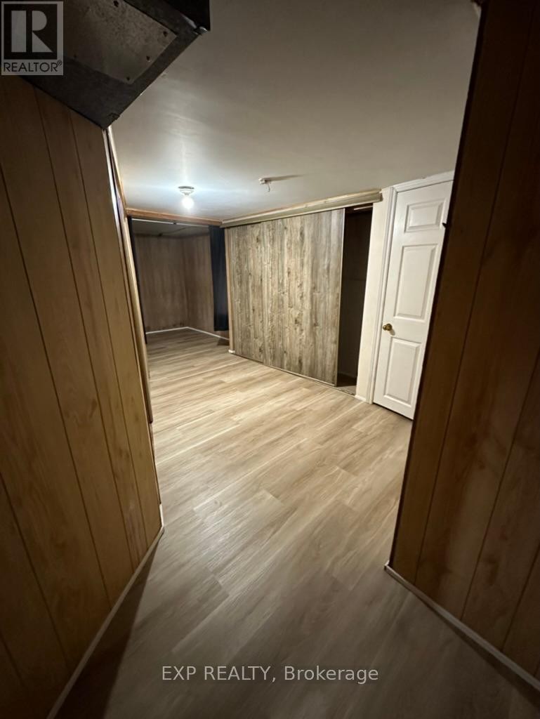 












954 FISHER AVENUE

,
Ottawa,




Ontario
K1Z6P4

