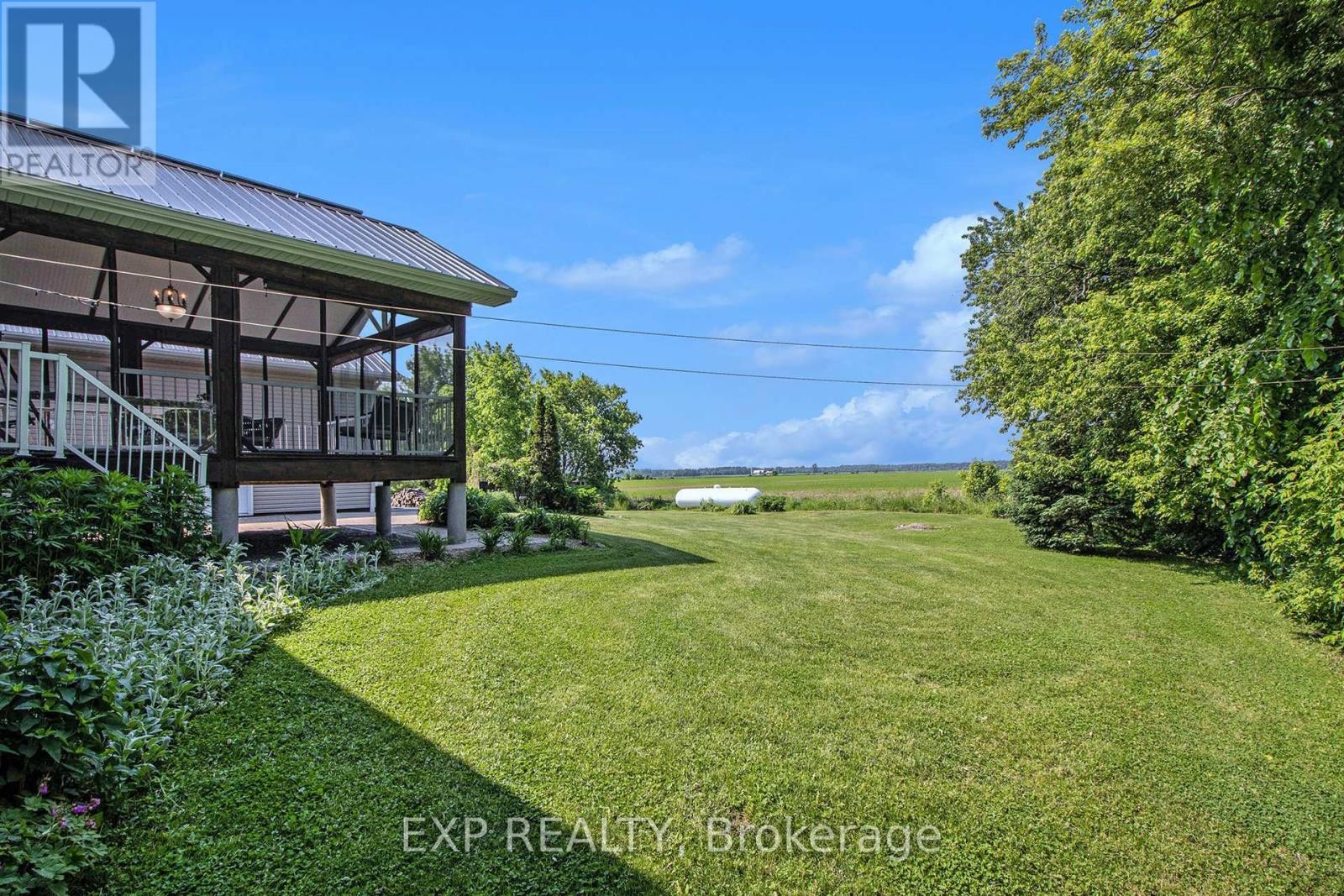












1508 ST ANDRE ROAD

,
Russell,




Ontario
K0A1W0

