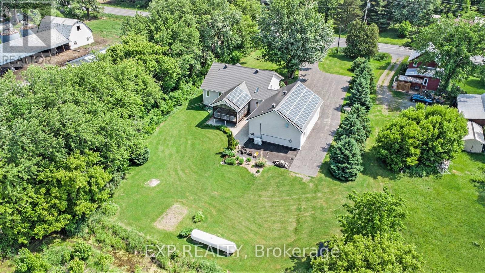 












1508 ST ANDRE ROAD

,
Russell,




Ontario
K0A1W0

